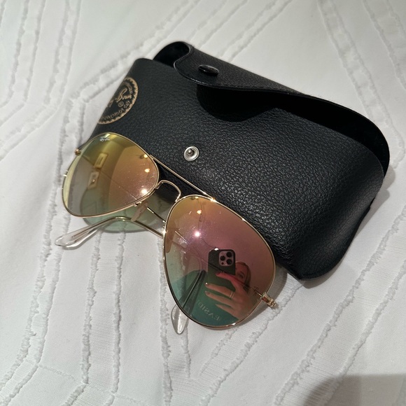 Ray-Ban Aviators - Picture 2 of 2